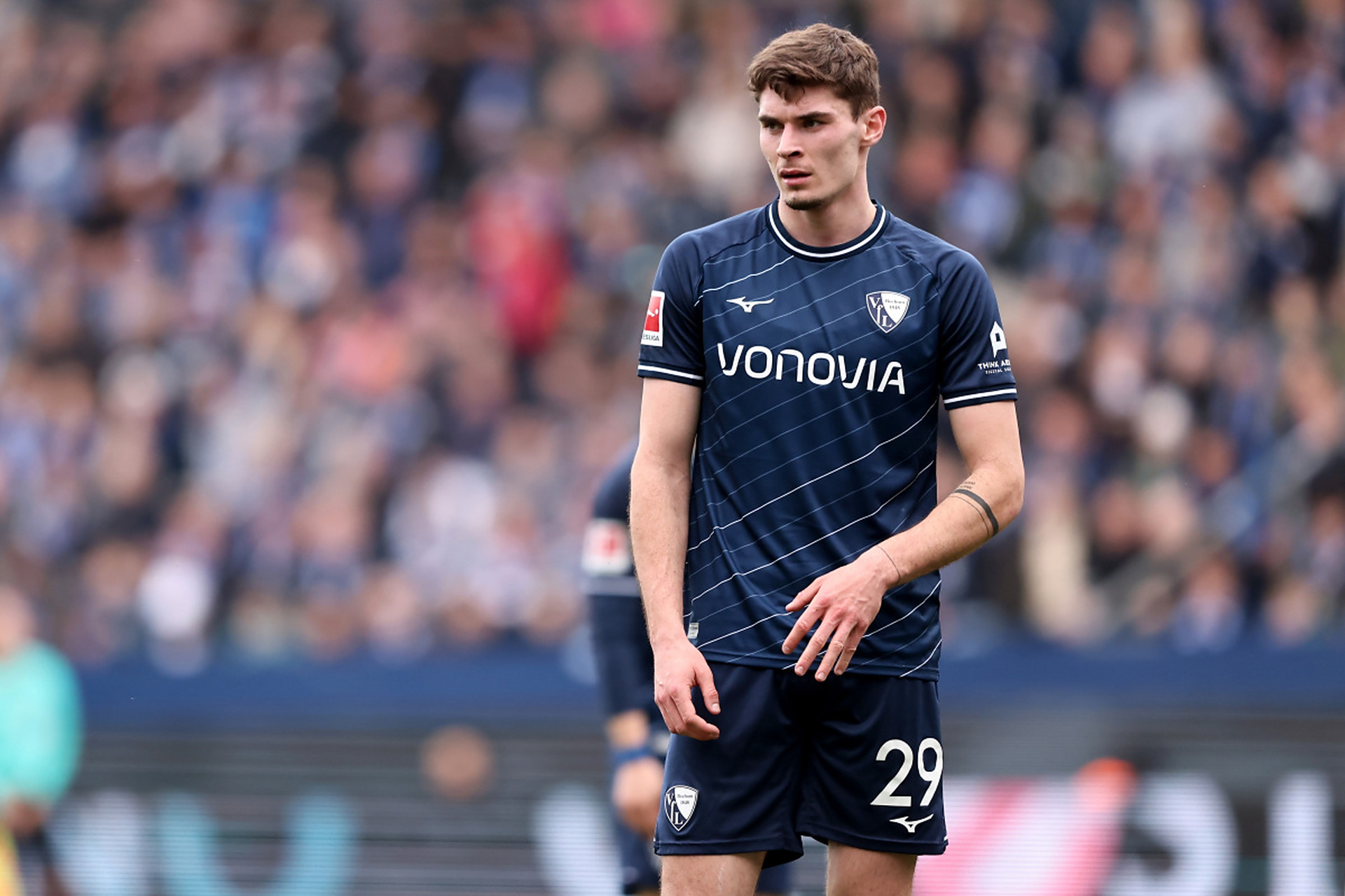 于外线更凶 于外线更凶